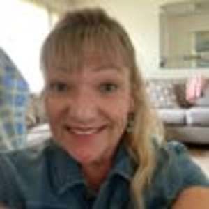 Meet your Posher, Karin
